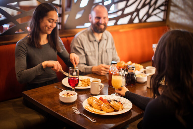 4d5fd03a 5254 4902 bb59 88c1aad5db8a branch breakfast lifestyle 01 1  768x511