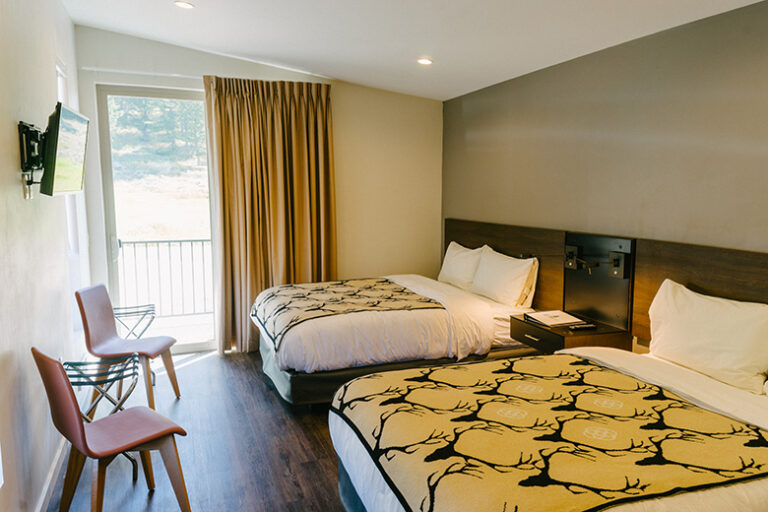 Terra Nova Cabins 3 768x512