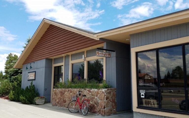 West Yellowstone Public Library 768x478