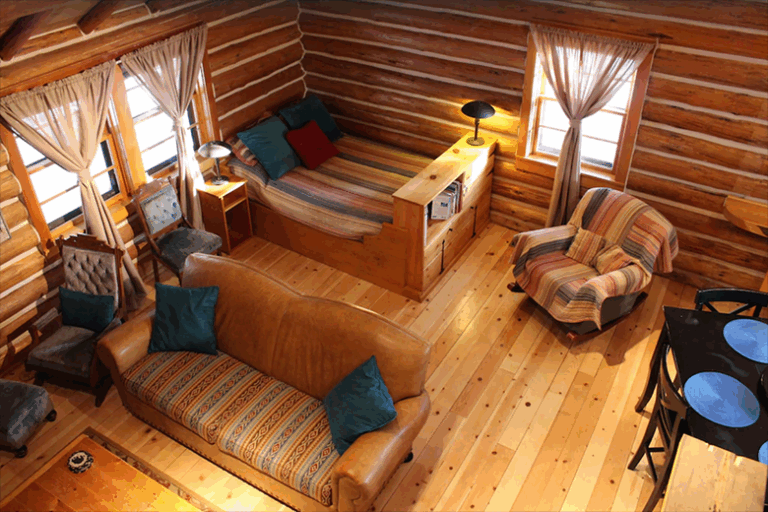 YCC Yellowstone Classic Cabin 2 768x512