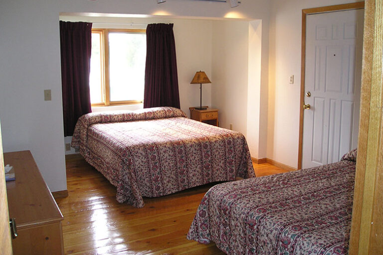 Yellowstone Country Inn 2 768x513