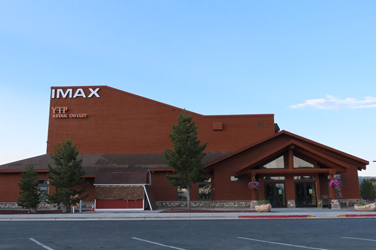 Yellowstone Giant Screen Theater 768x511