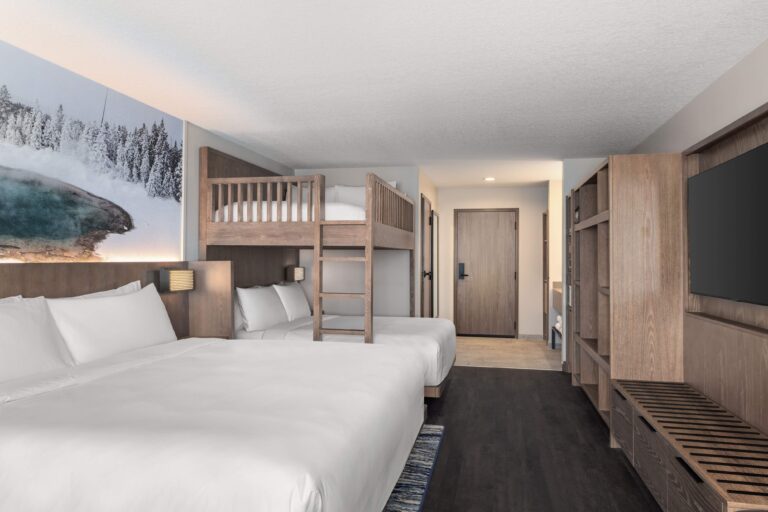 wysupup 3196 768x512